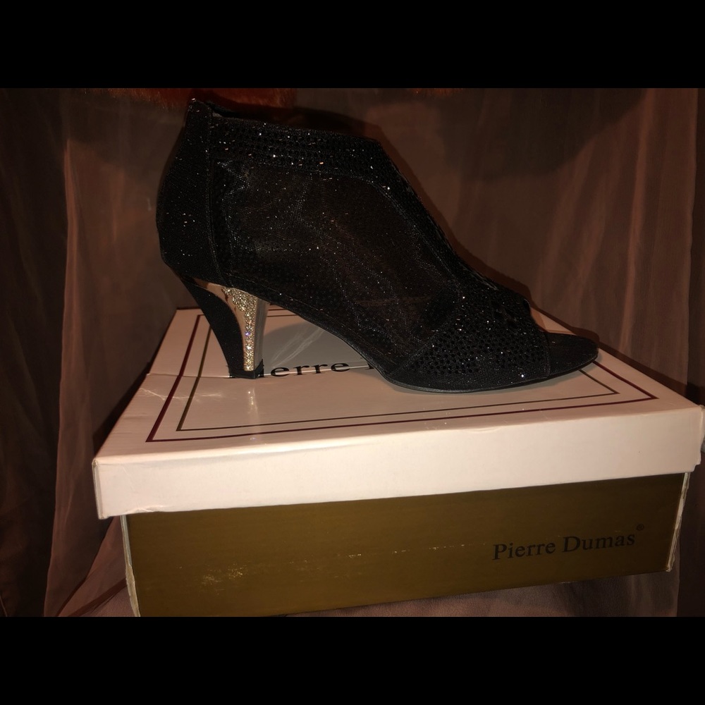 Formal footwear